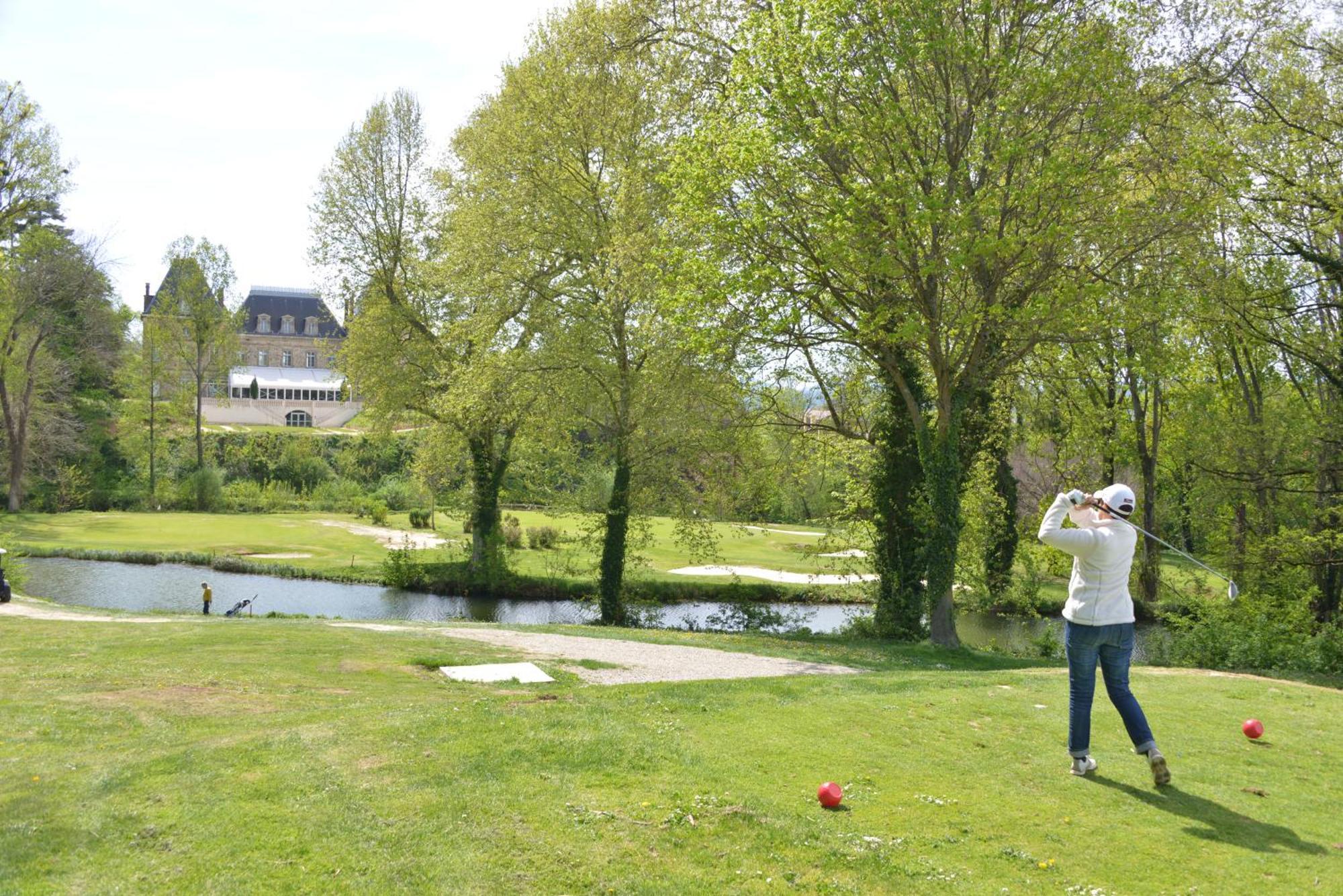 Best Western Golf D'Albon Bagian luar foto